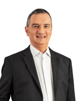 Retrato do associado Roberto Quiroga Mosquera